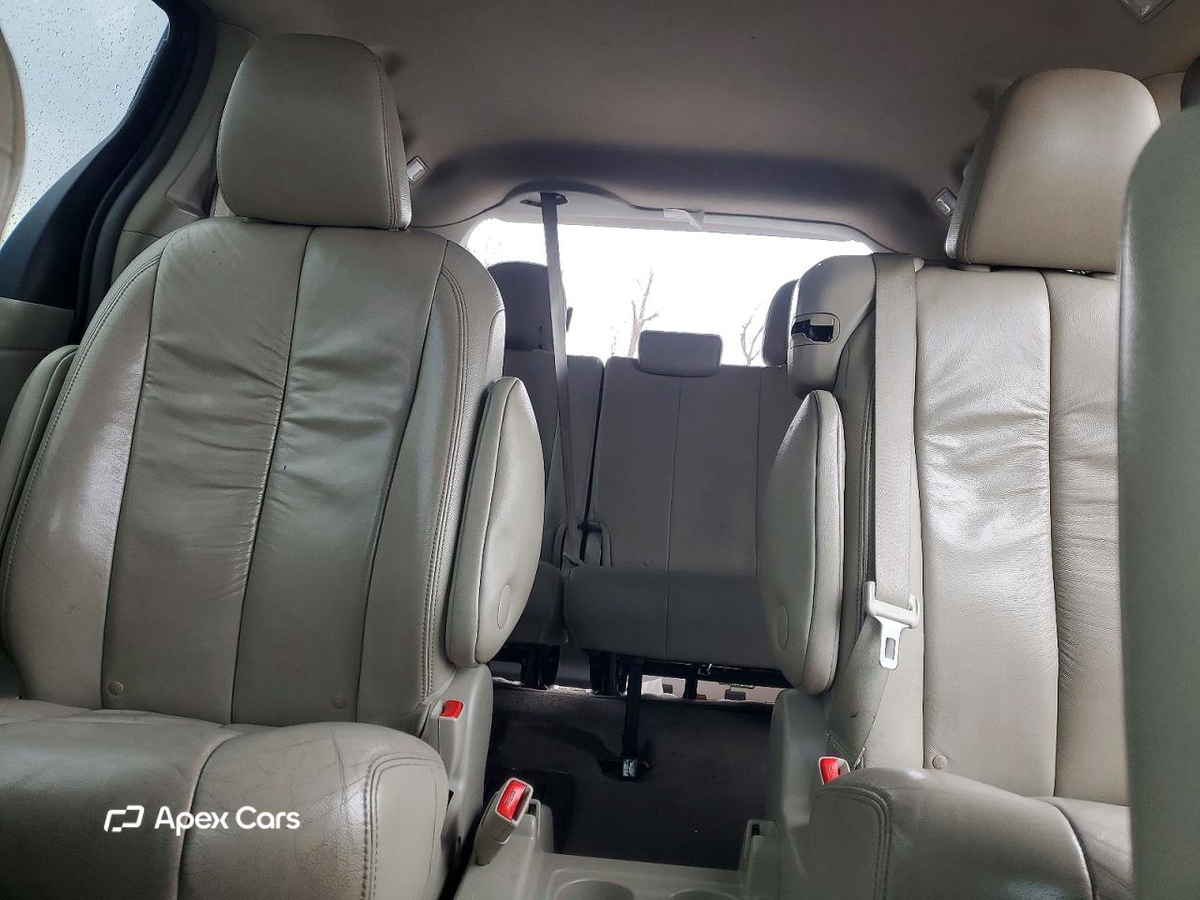 Toyota Sienna 2012