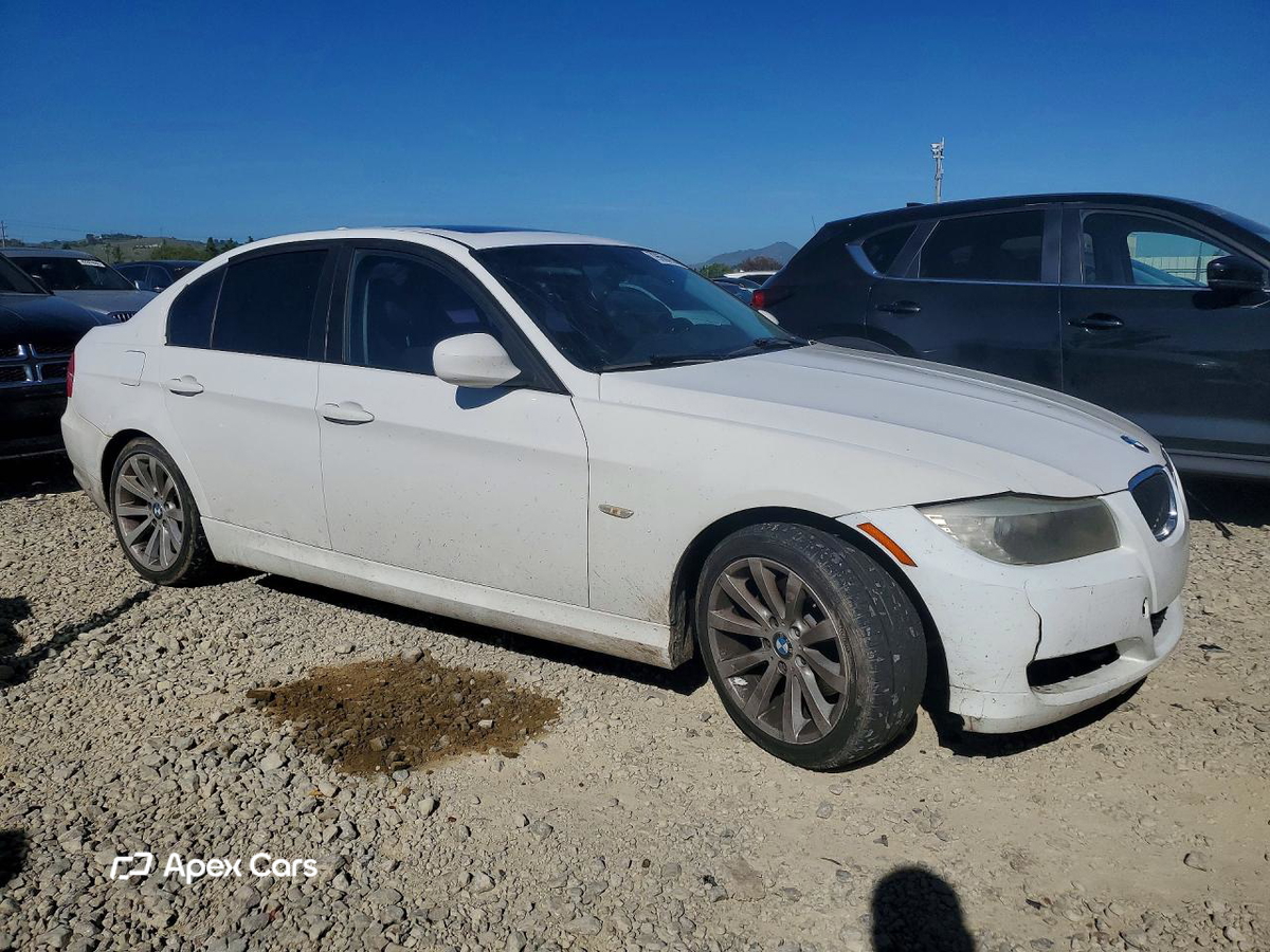 BMW Series 3 2011