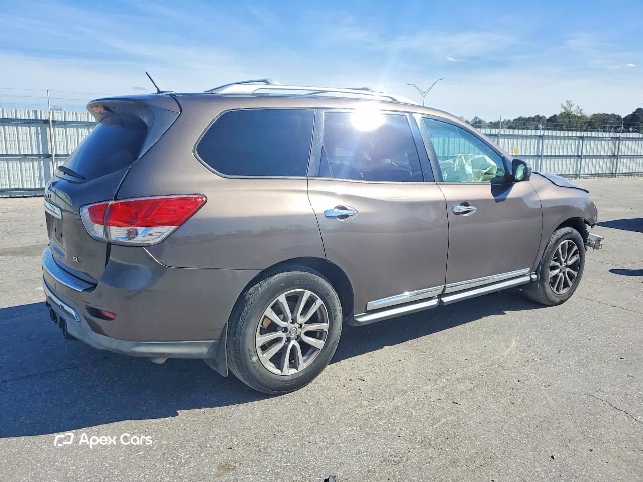 Nissan Pathfinder 2015