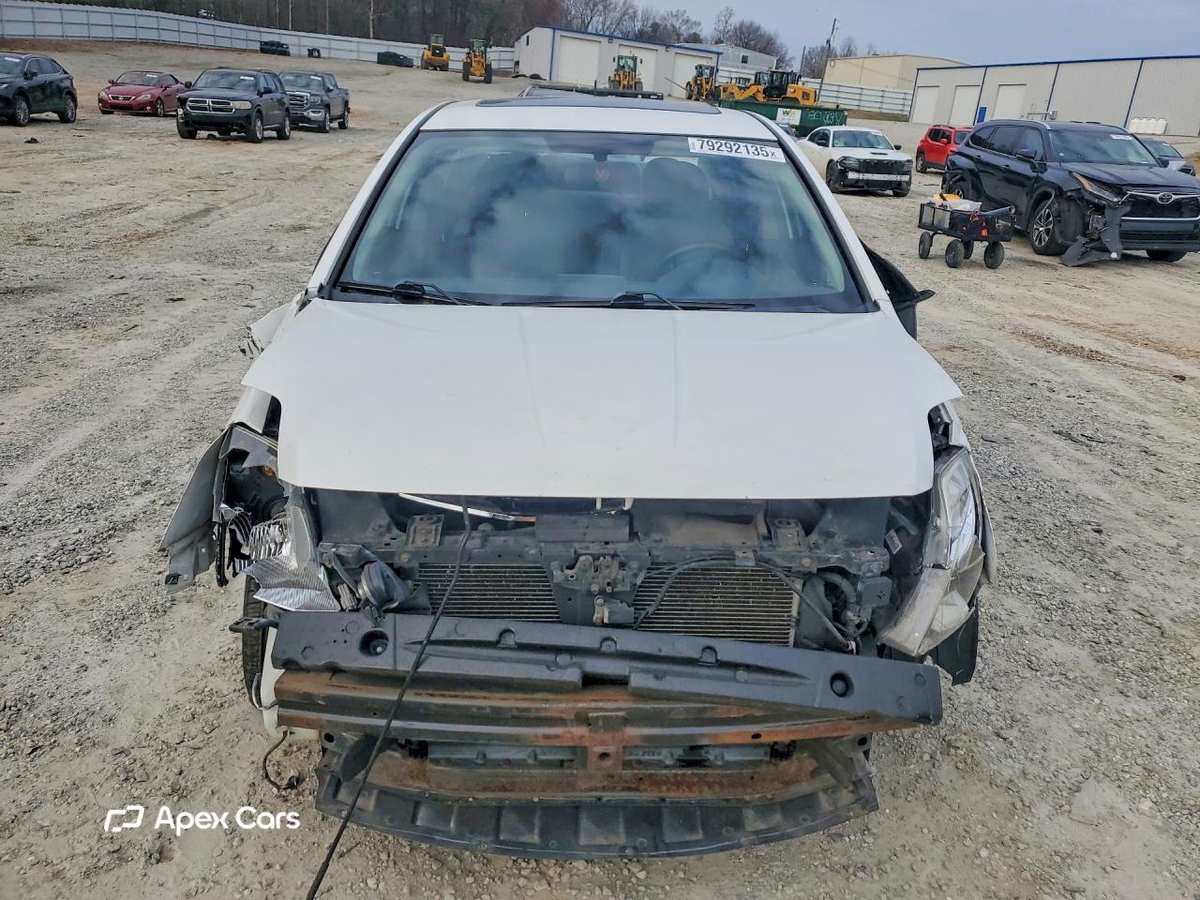 Nissan Sentra 2012