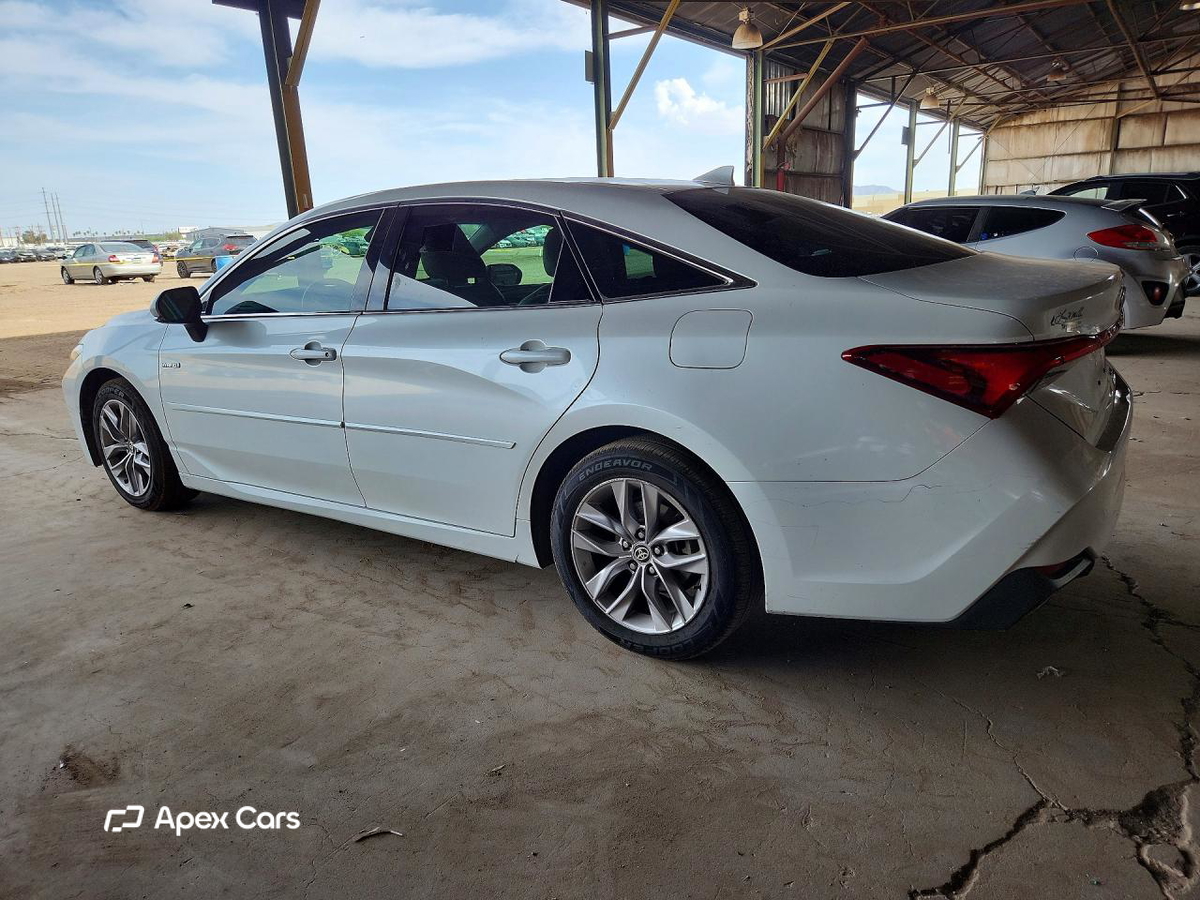 Toyota Avalon 2020