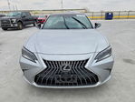 Lexus ES 2022