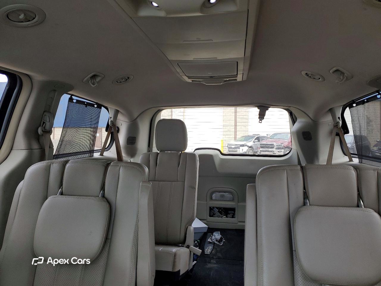 Chrysler Voyager 2013