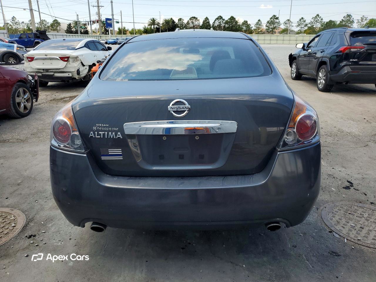 Nissan Altima 2011
