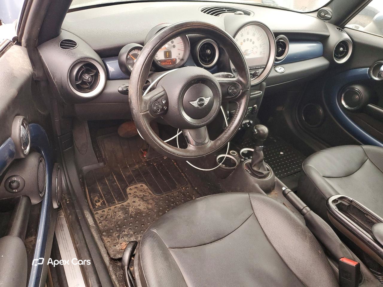 MINI Cooper 2011