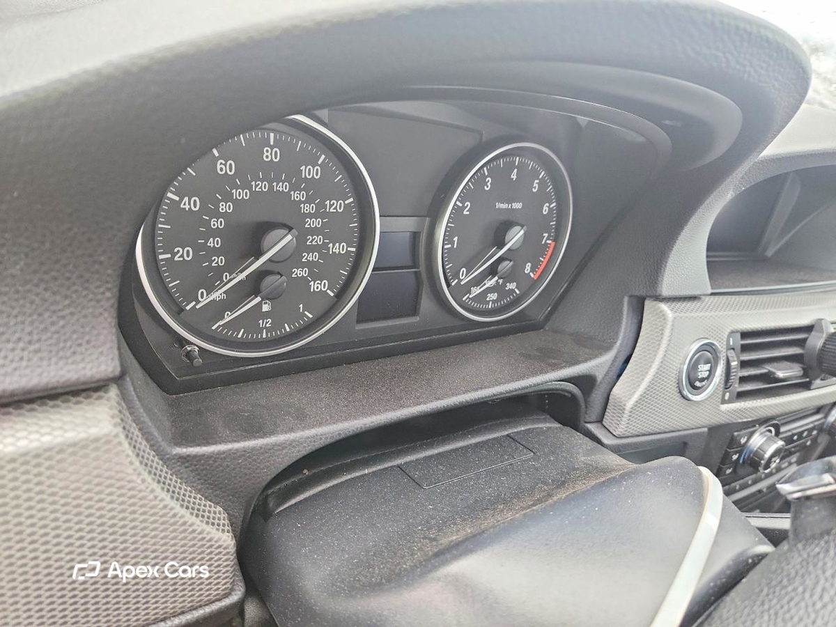BMW Series 3 2011