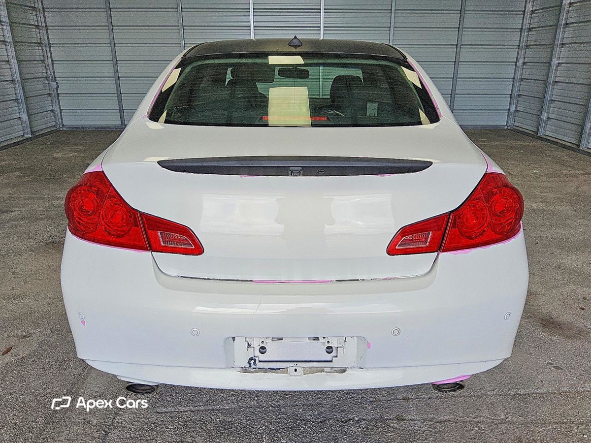 Infiniti G 2013