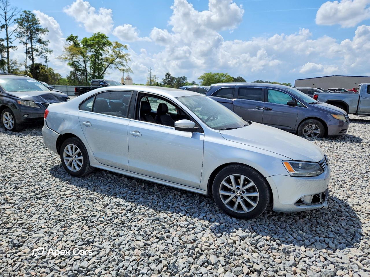 Volkswagen Jetta 2014