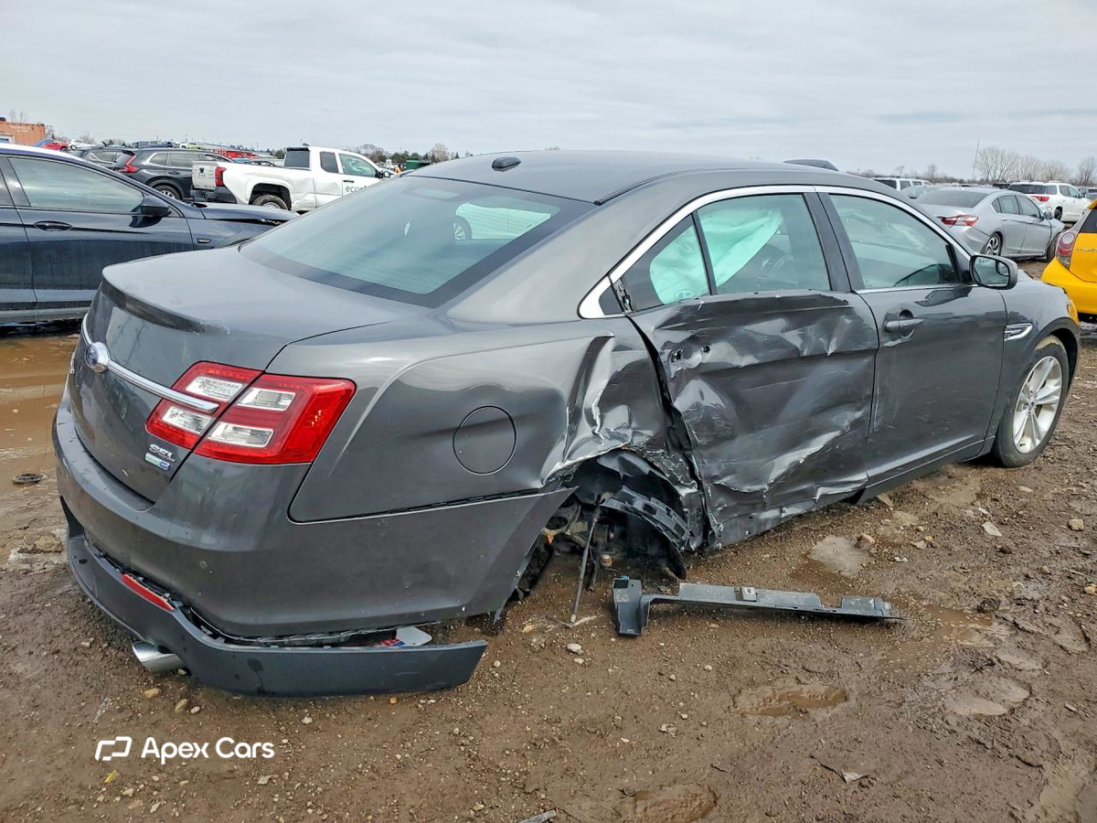 Ford Taurus 2017