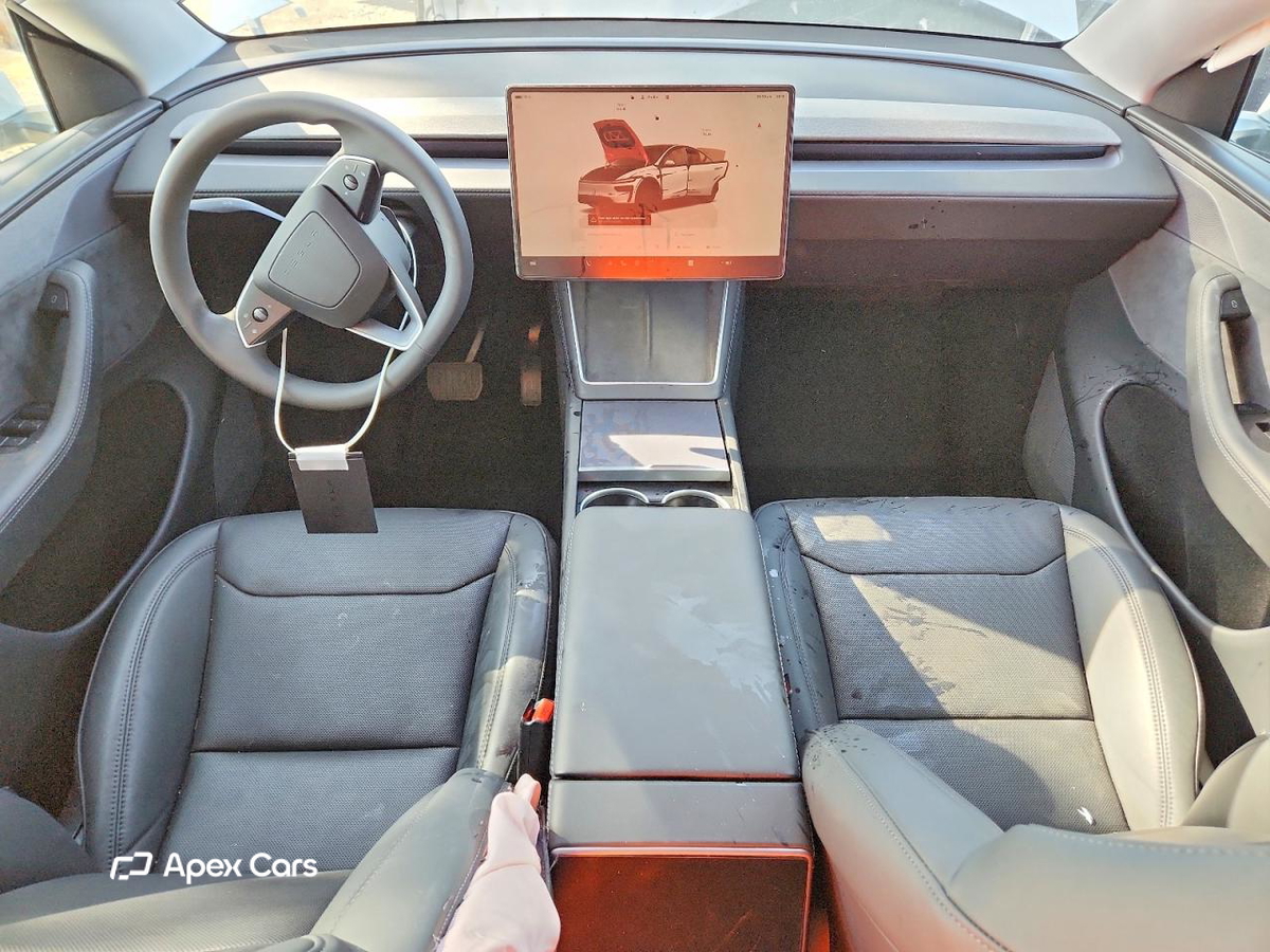 Tesla Model Y 2026