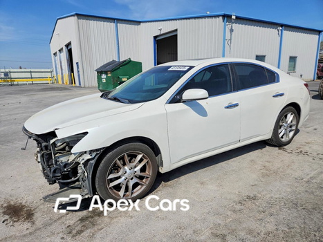 Nissan Maxima 2011 - Image 1 of 12