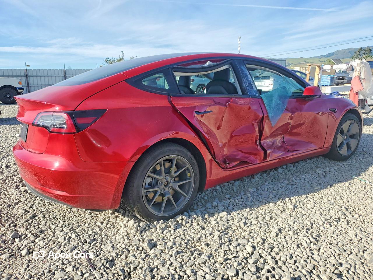 Tesla Model 3 2022