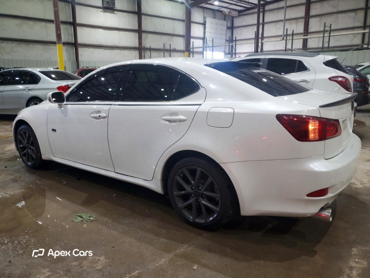 Lexus IS 2011