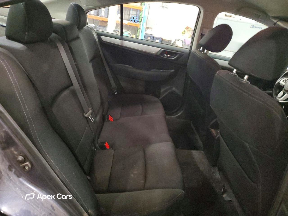 Subaru Legacy 2015