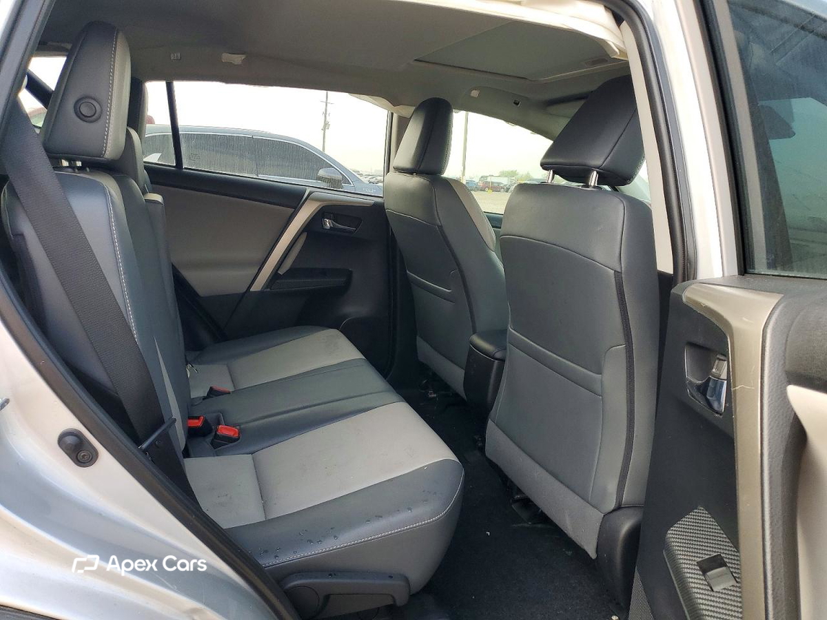 Toyota RAV 4 2014