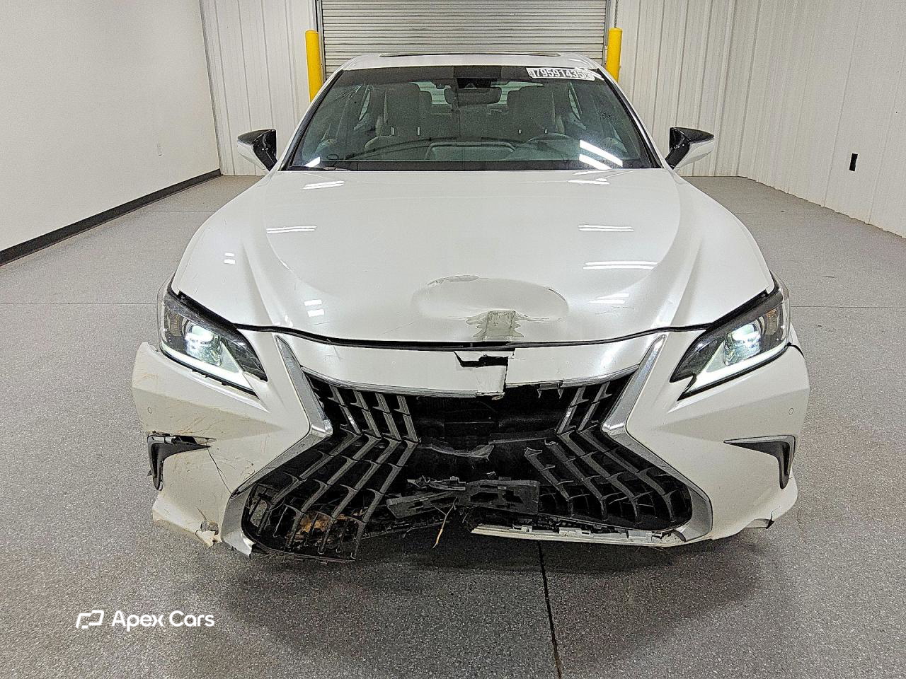 Lexus ES 2024