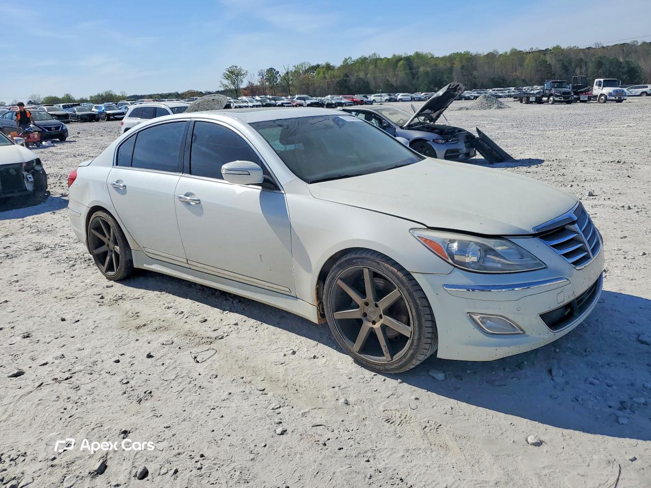 Hyundai Genesis 2012