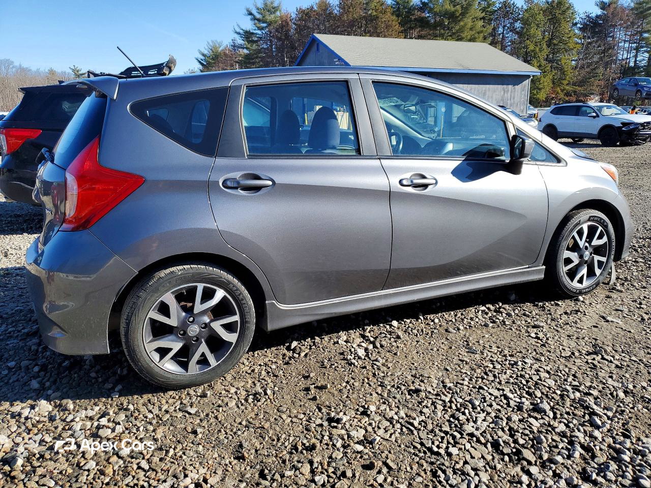 Nissan Versa 2016