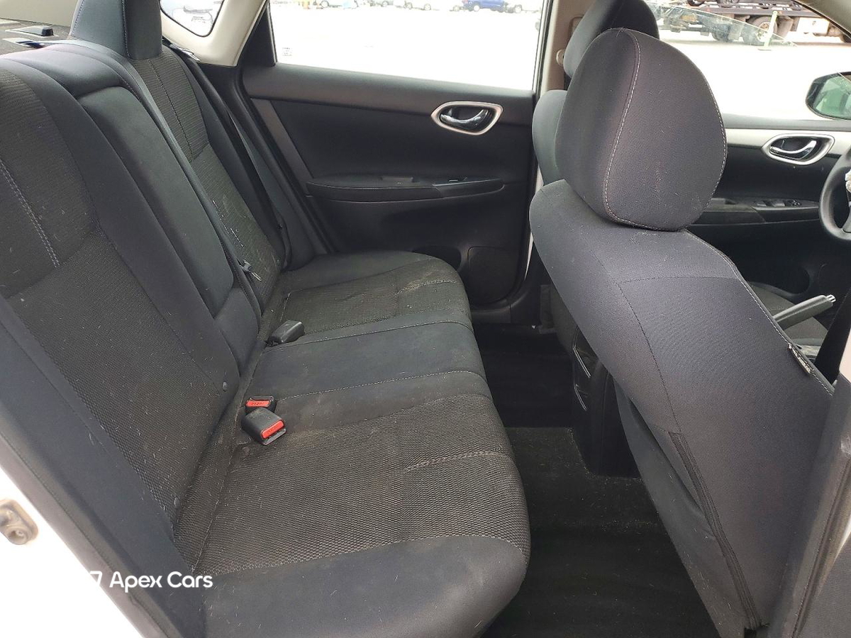 Nissan Sentra 2015