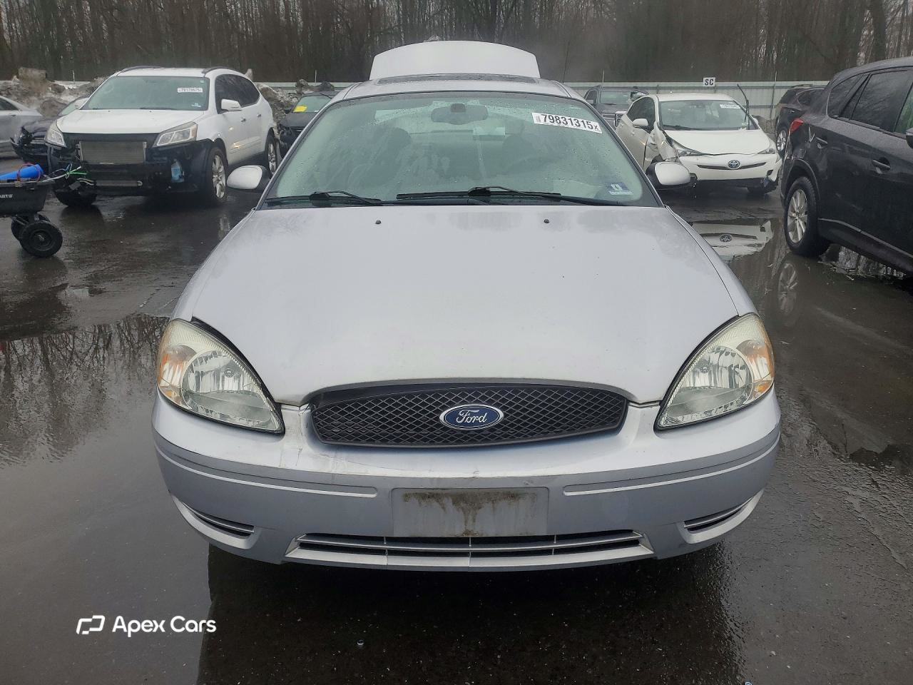 Ford Taurus 2005