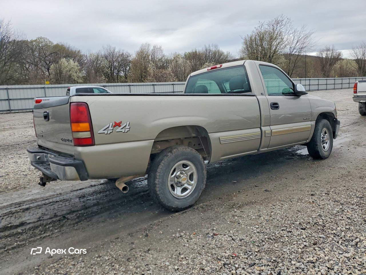 Chevrolet Silverado 2001
