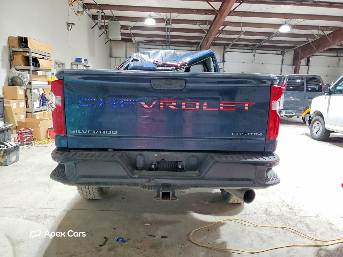 Chevrolet Silverado 2021