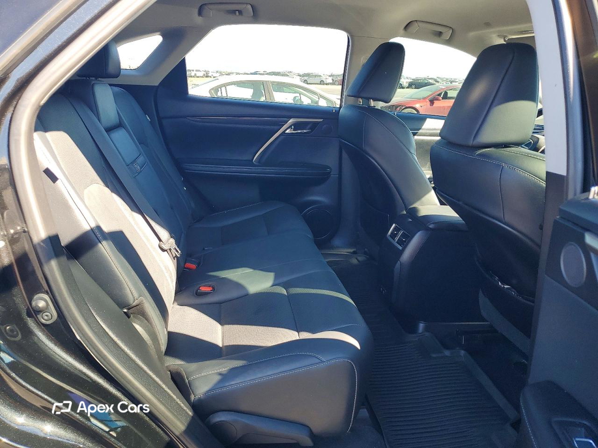 Lexus RX 2021