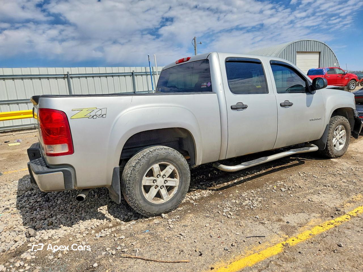 GMC Sierra 2011