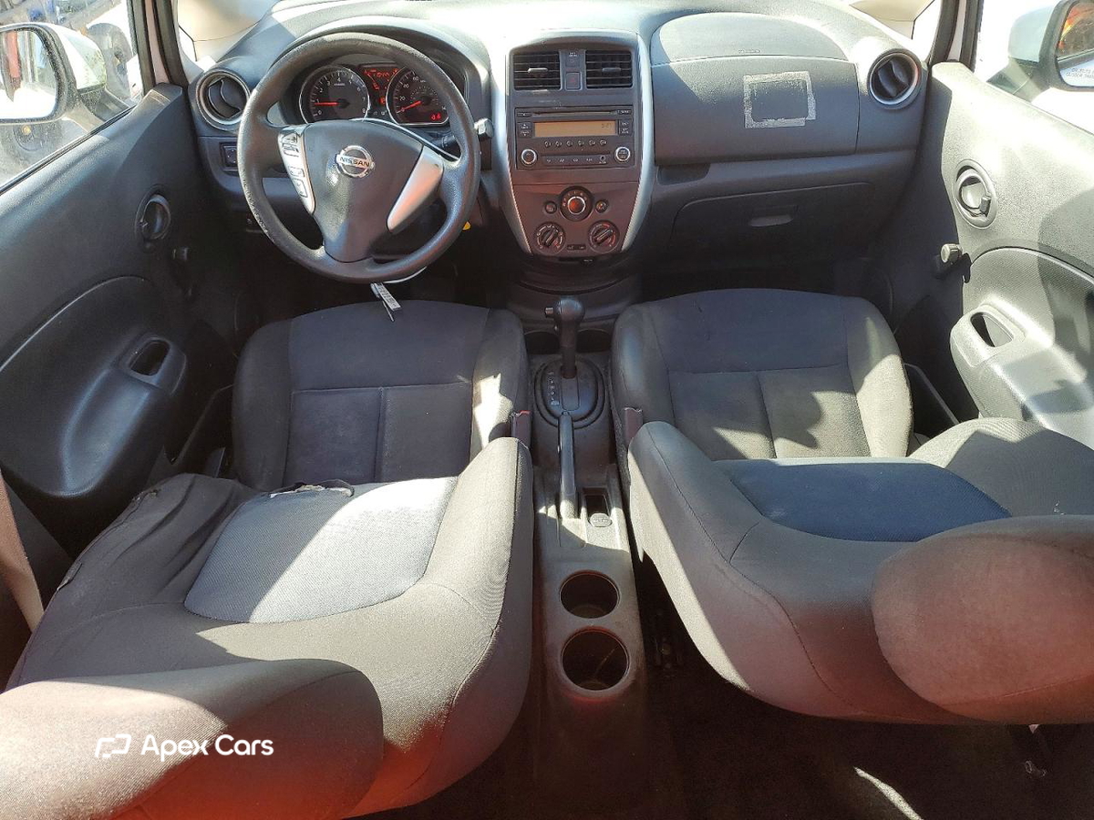 Nissan Versa 2016