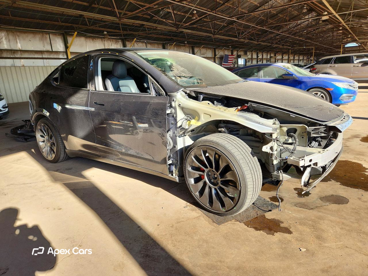 Tesla Model Y 2022