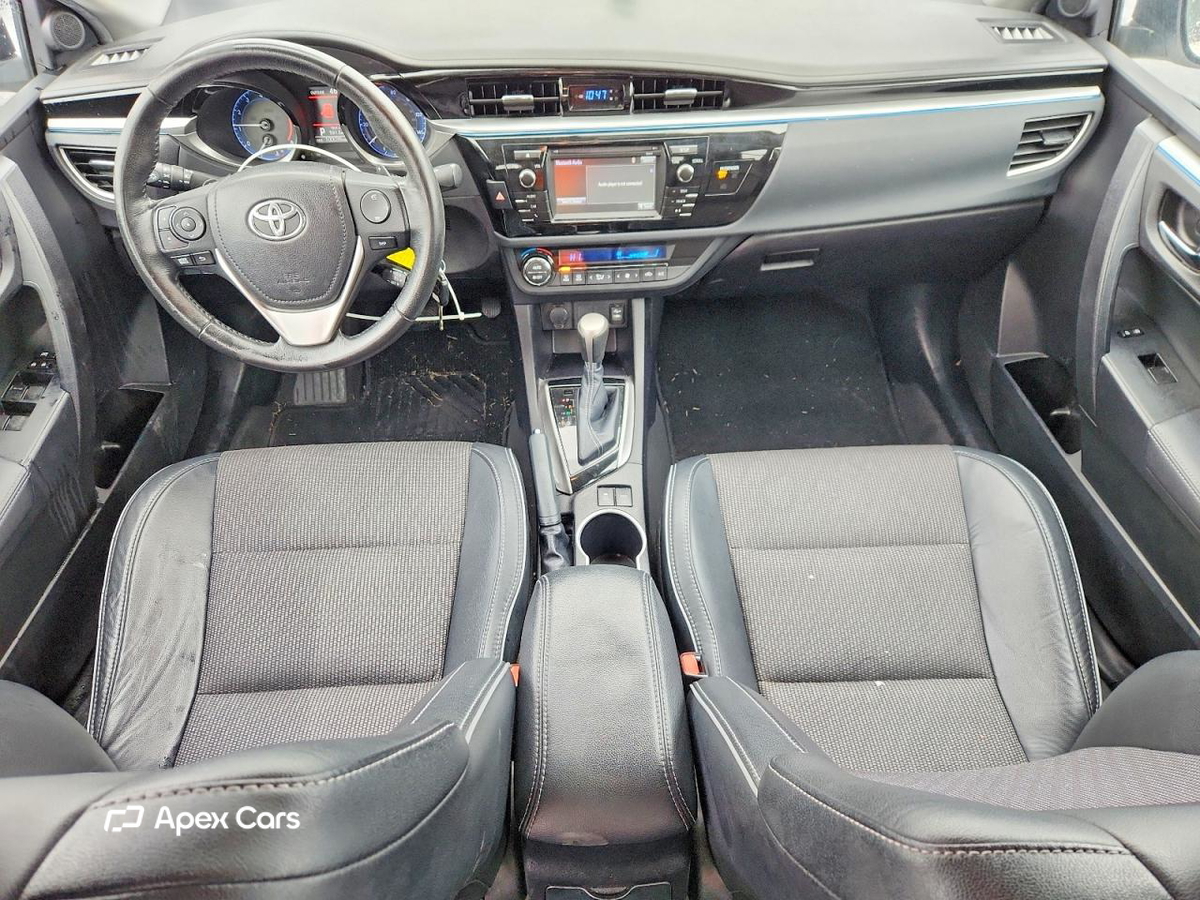 Toyota Corolla 2015