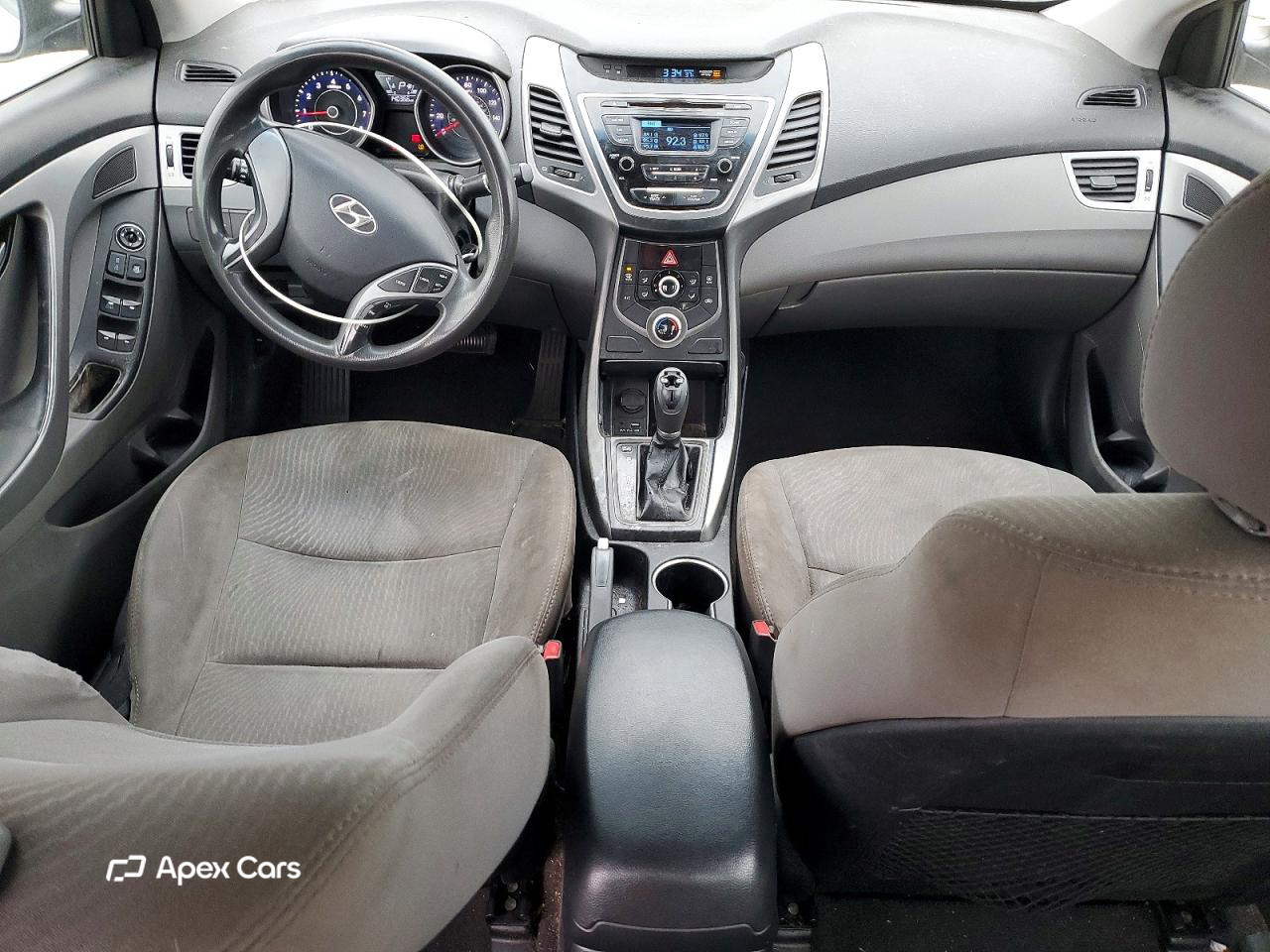 Hyundai Elantra 2015
