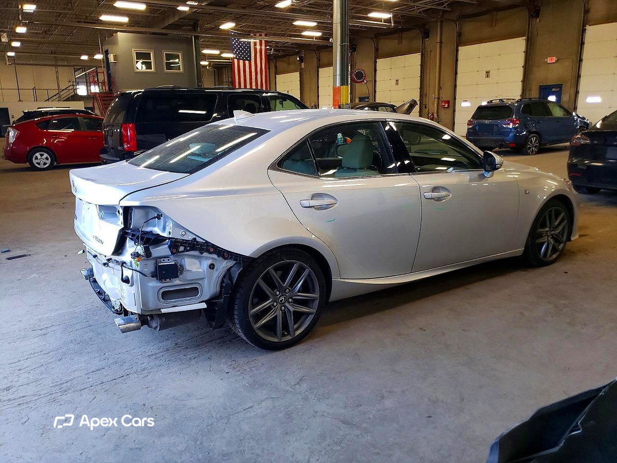 Lexus IS 2015