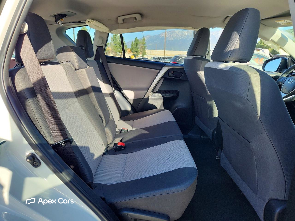 Toyota RAV 4 2015
