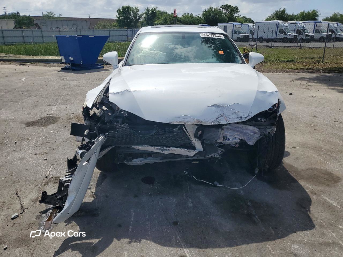 Lexus IS 2016
