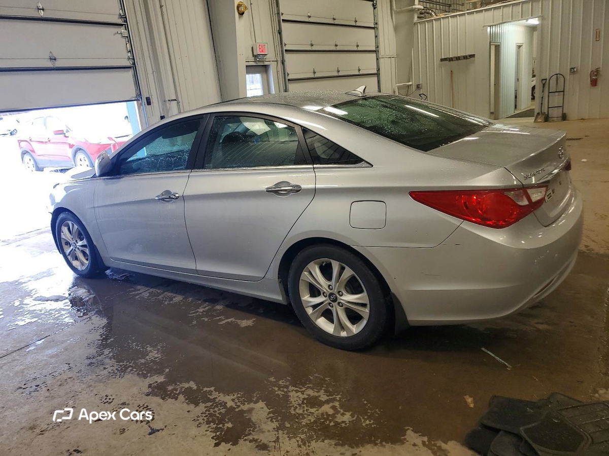 Hyundai Sonata 2011