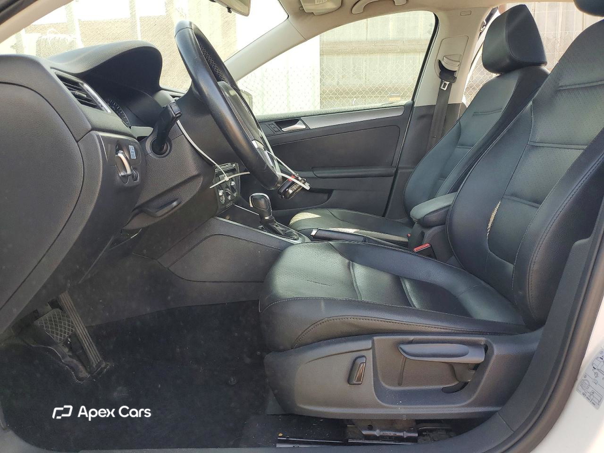 Volkswagen Jetta 2014
