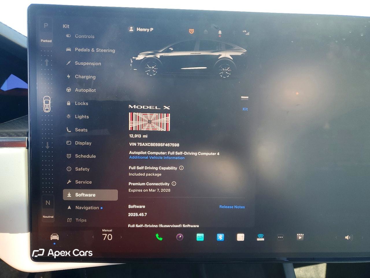 Tesla Model X 2025