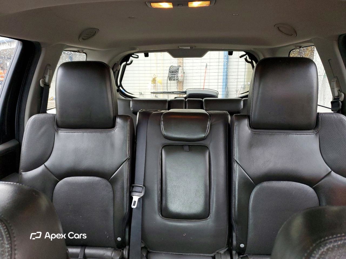 Nissan Pathfinder 2012
