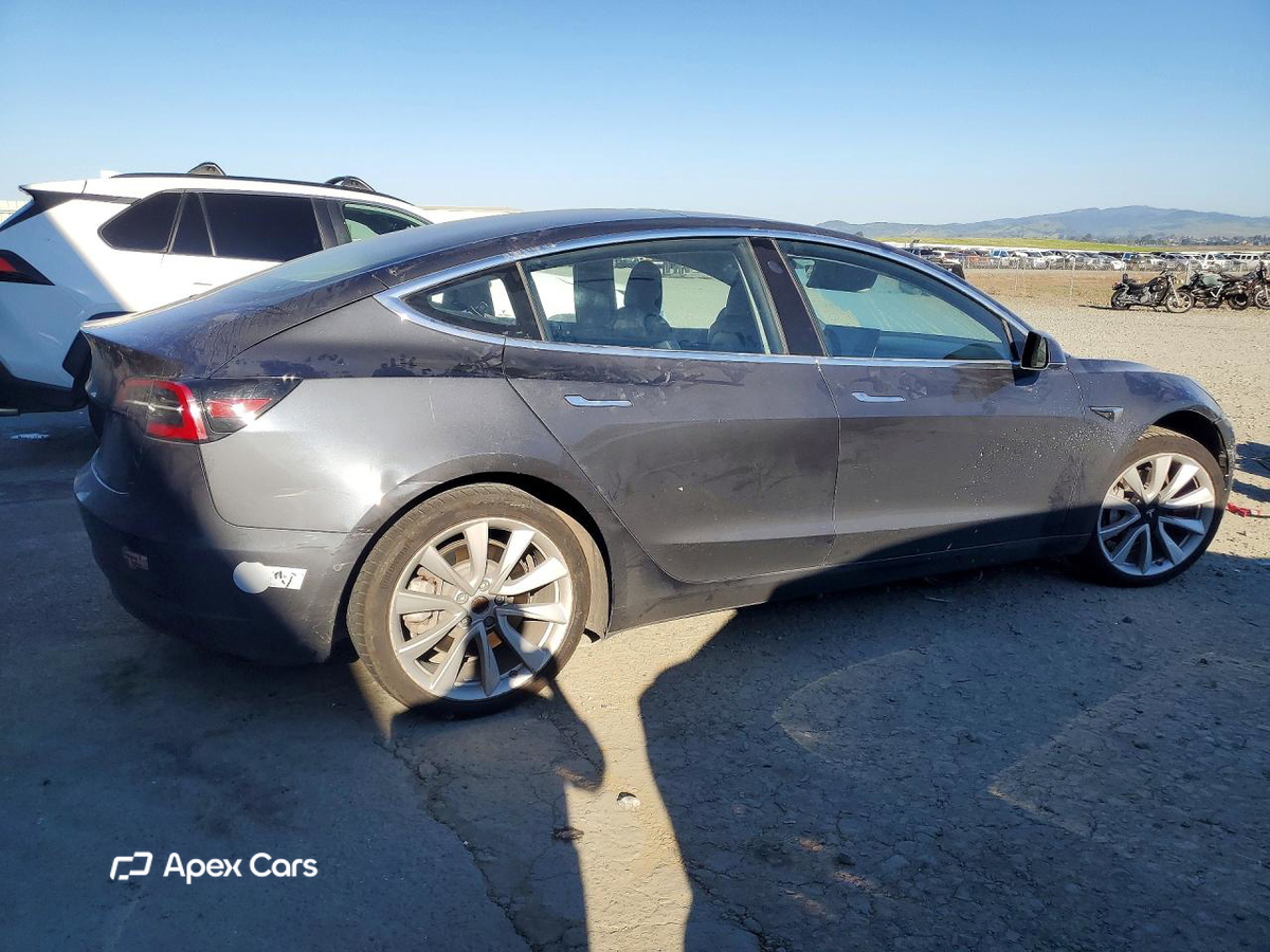 Tesla Model 3 2018