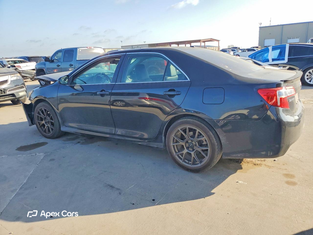 Toyota Camry 2012