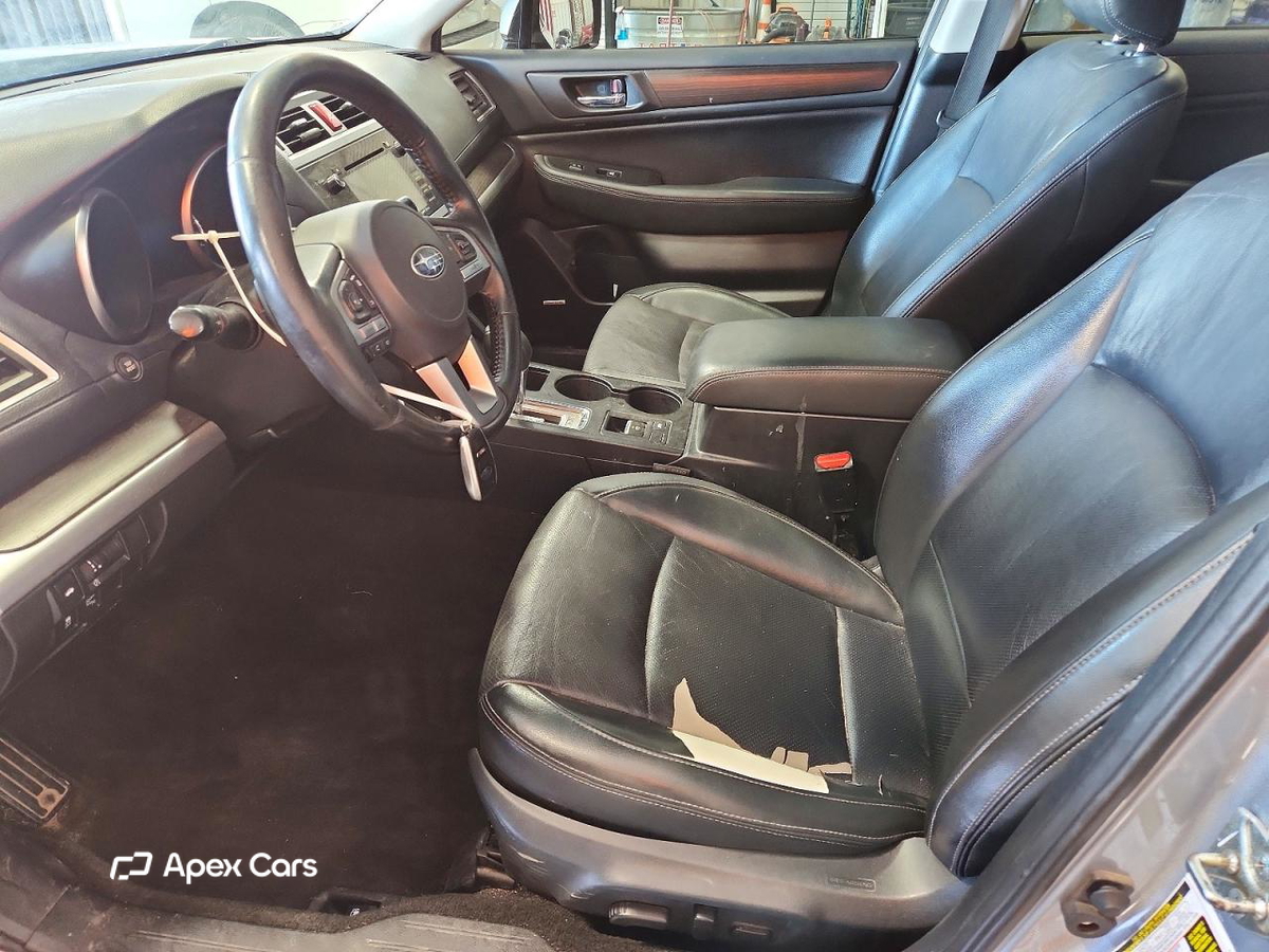 Subaru Legacy 2015