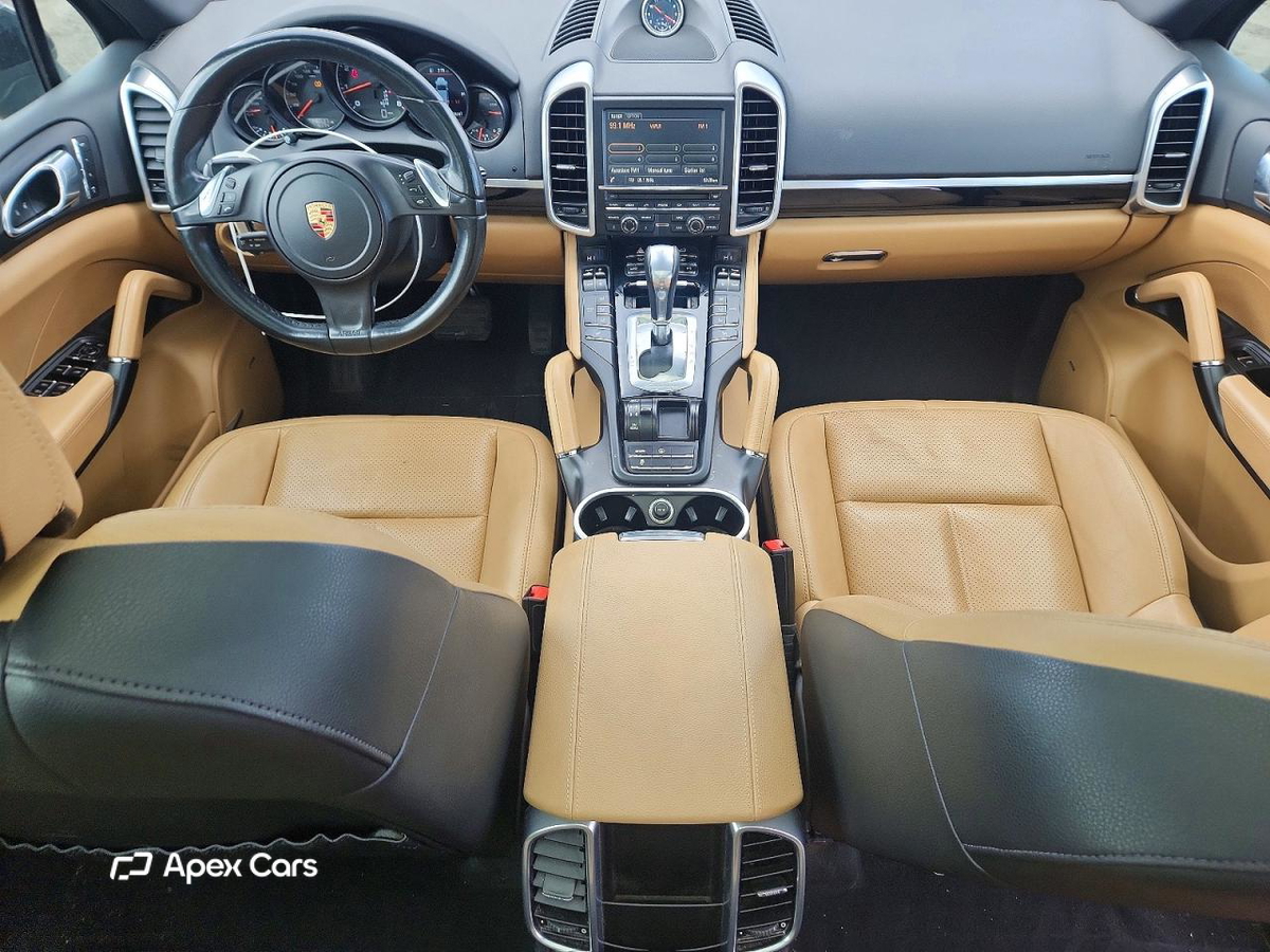 Porsche Cayenne 2014