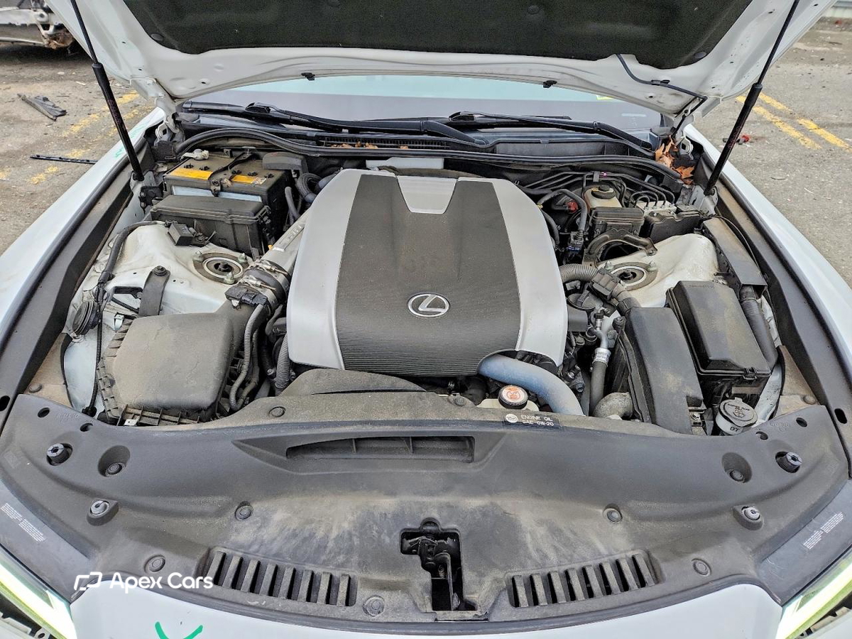 Lexus IS 2021