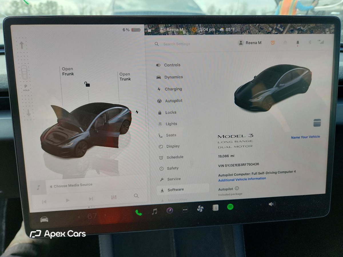 Tesla Model 3 2024