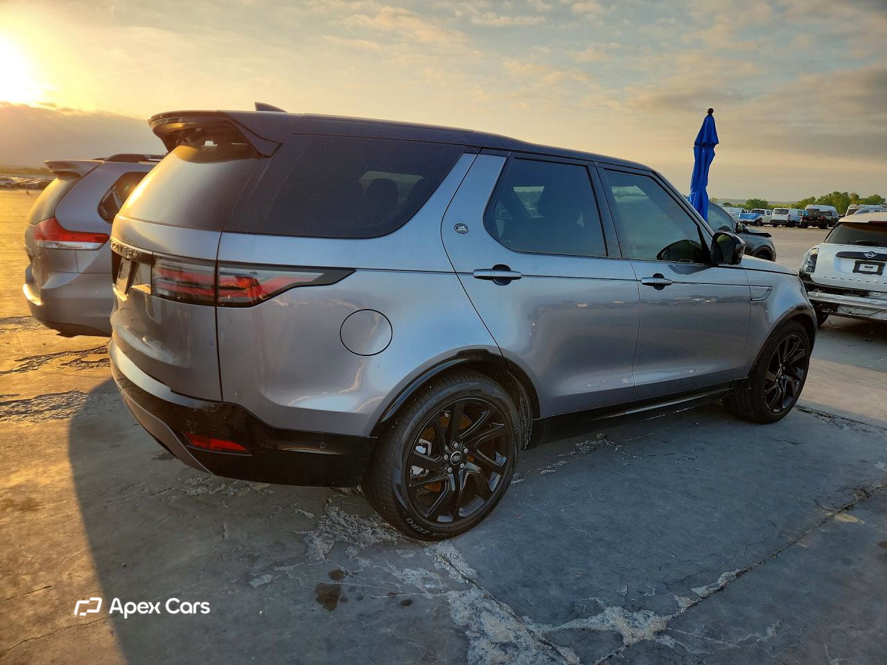 Land Rover Discovery 2023