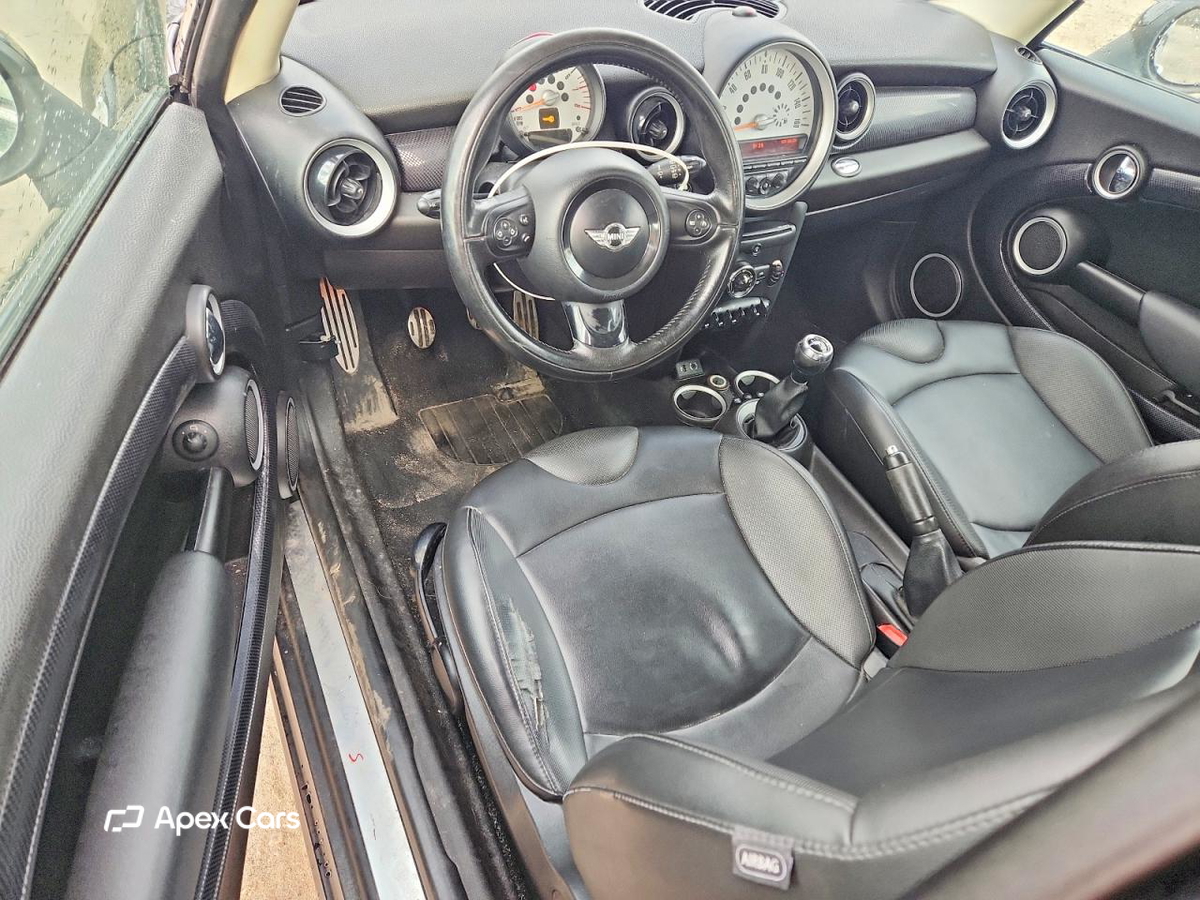 MINI Cooper 2013