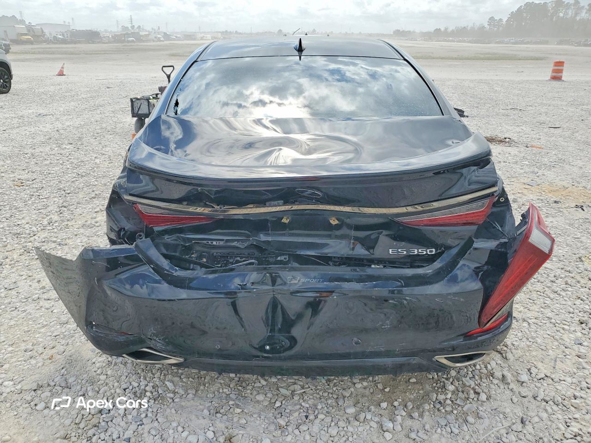 Lexus ES 2019