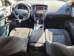 Nissan Pathfinder 2016