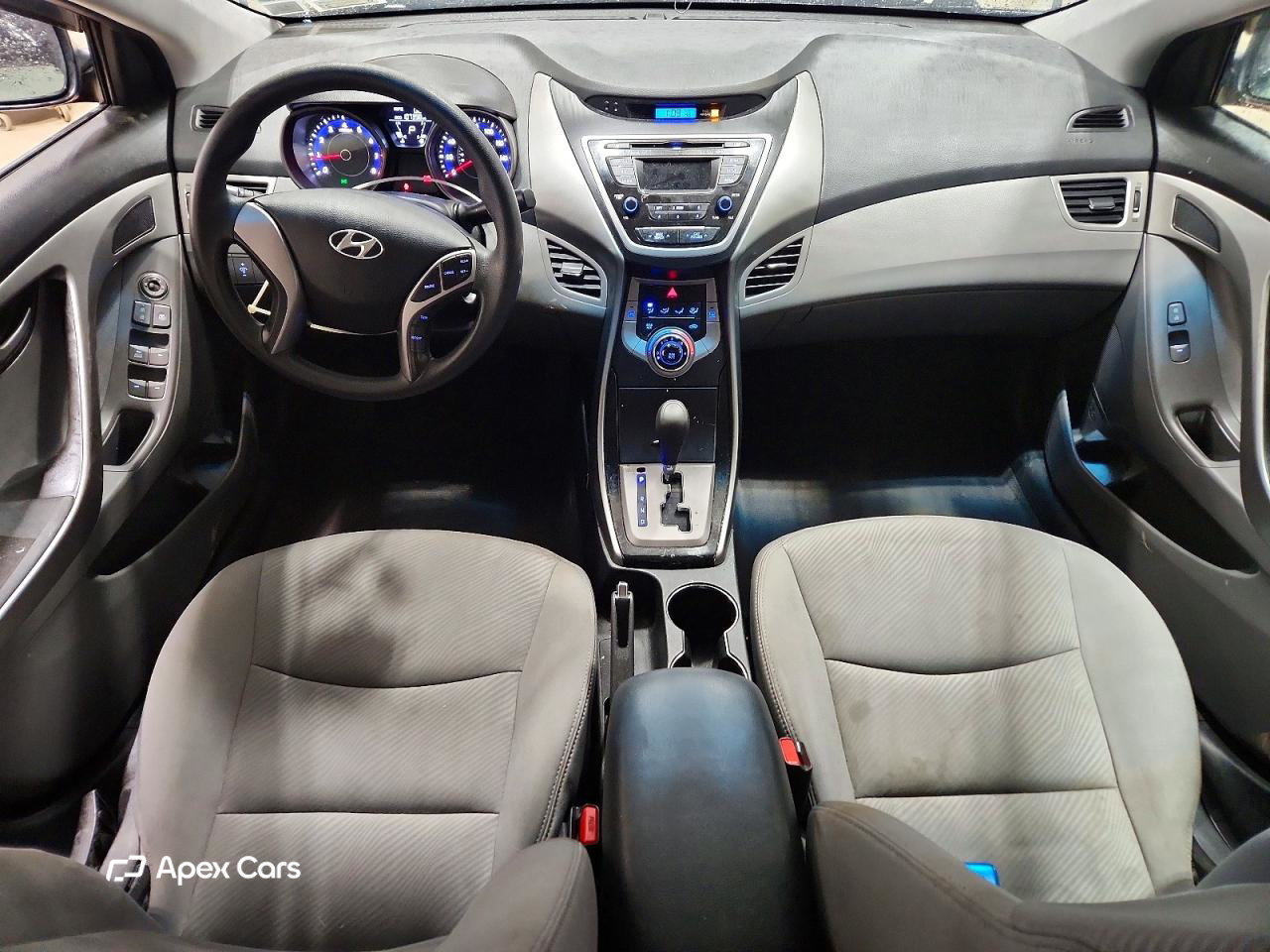 Hyundai Elantra 2013